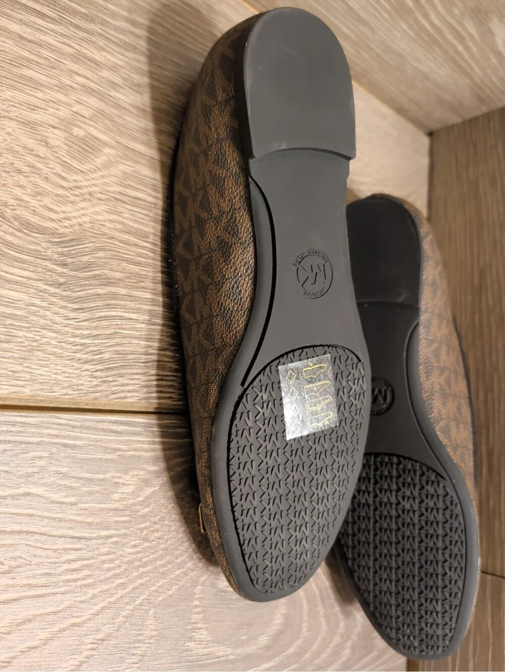 Michael Kors Nori Flex Flat Signature Monogram Shoe SZ 6 NIB